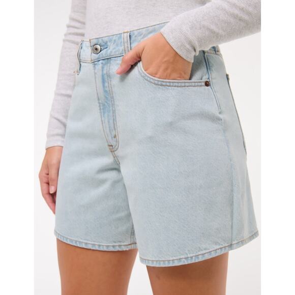 Abercrombie & Fitch Pants - Abercrombie and Fitch Curve Love High Rise Loose Short Light Blue Sz 29 New